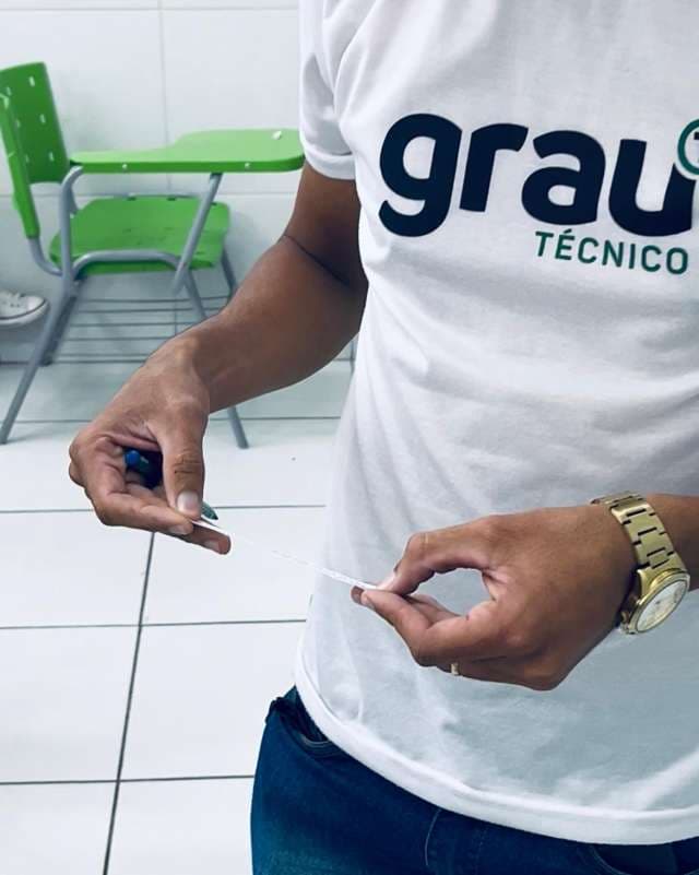 Grau