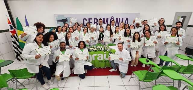 Grau