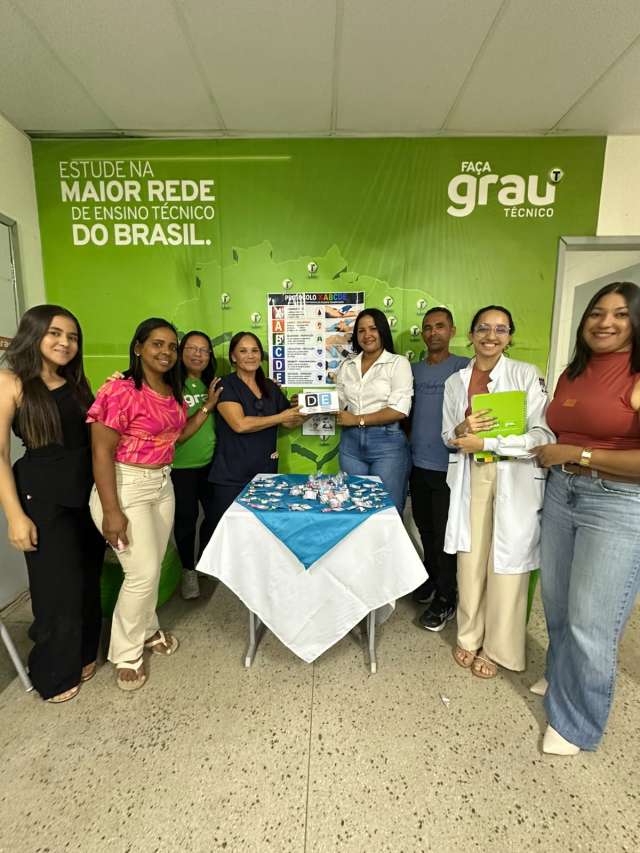 Grau