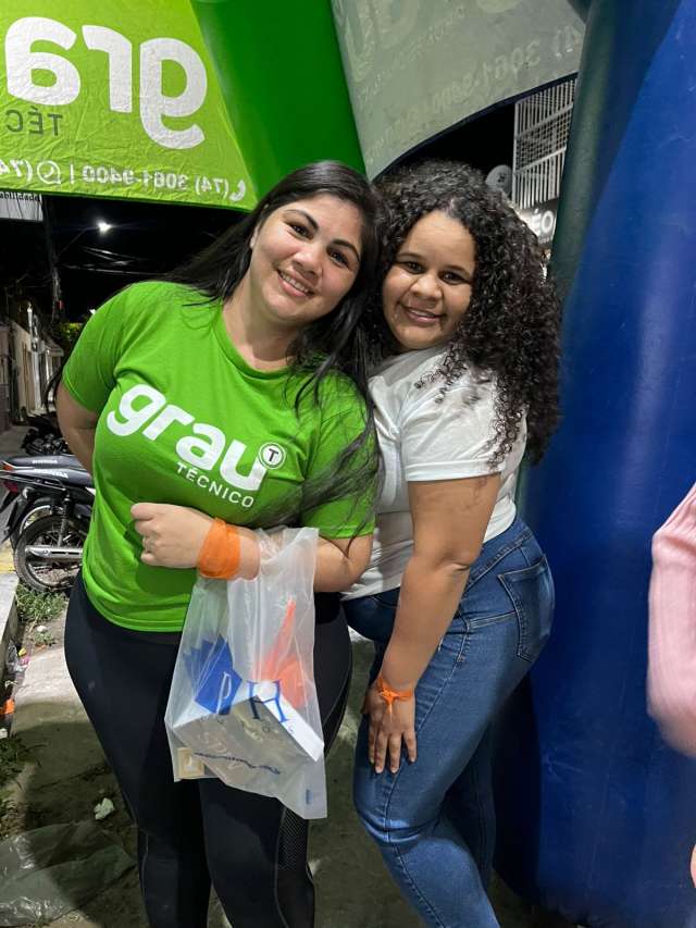 Grau