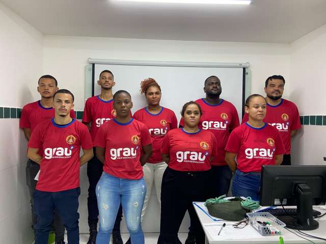 Grau