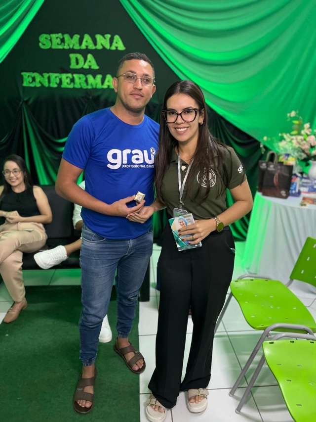 Grau