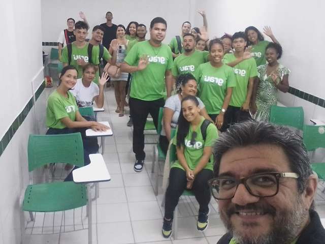 Grau