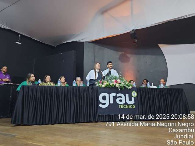 Grau