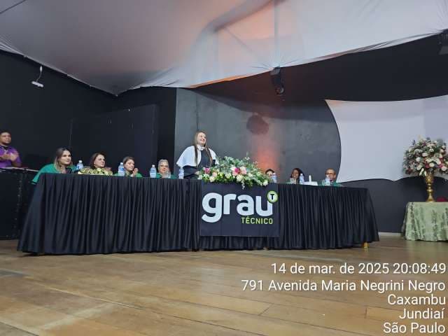 Grau