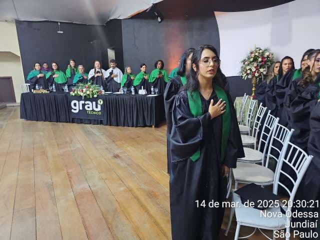 Grau
