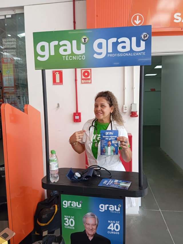 Grau