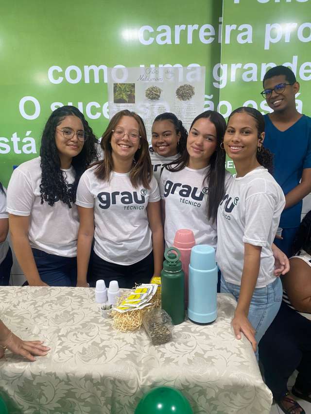 Grau
