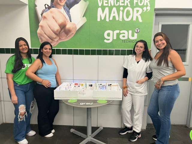 Grau