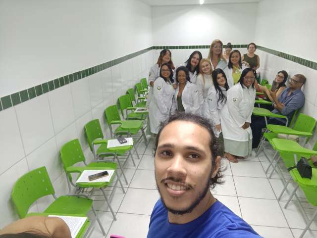 Grau