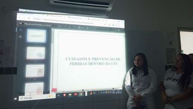 Grau