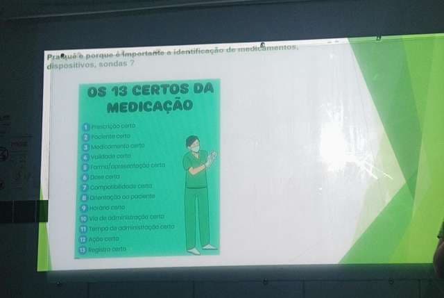 Grau