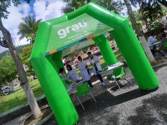 Grau