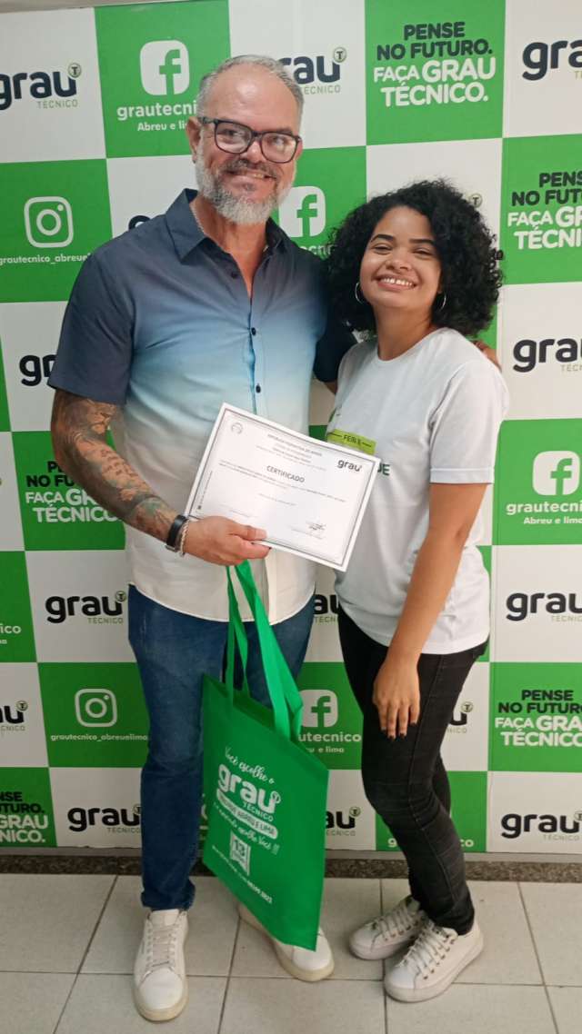 Grau