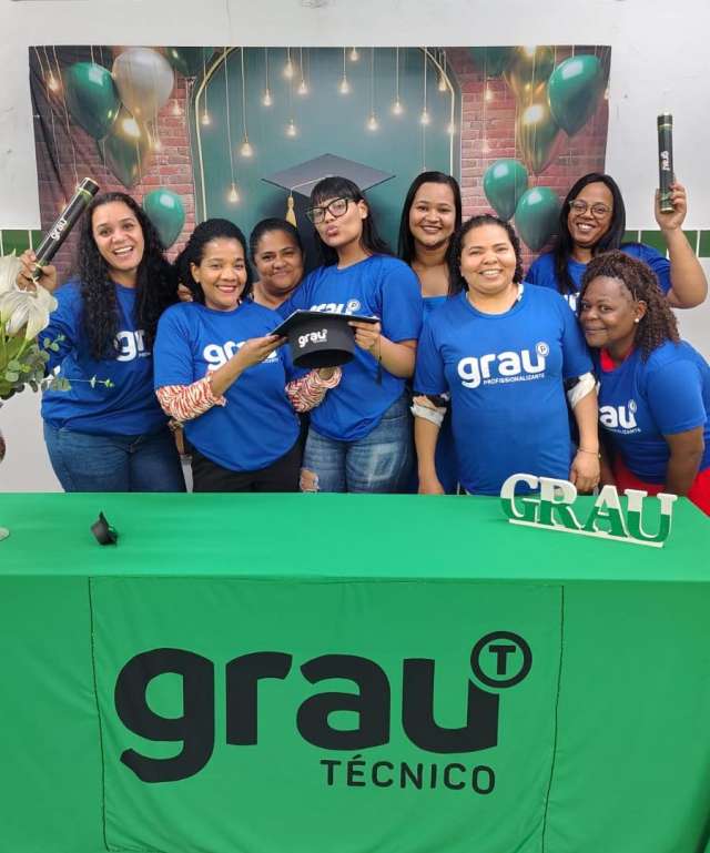 Grau