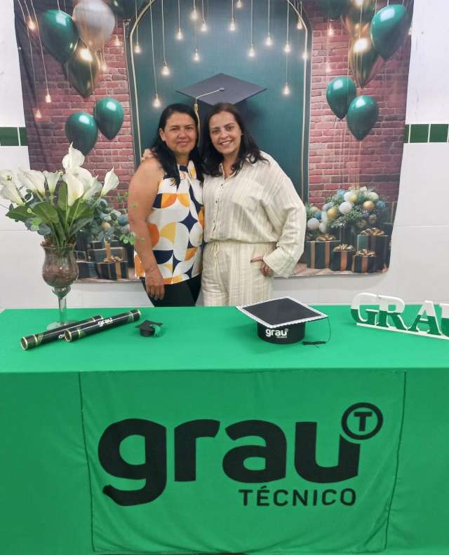 Grau