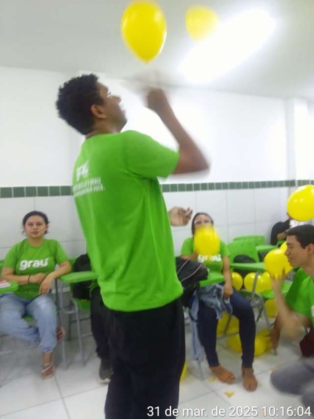 Grau