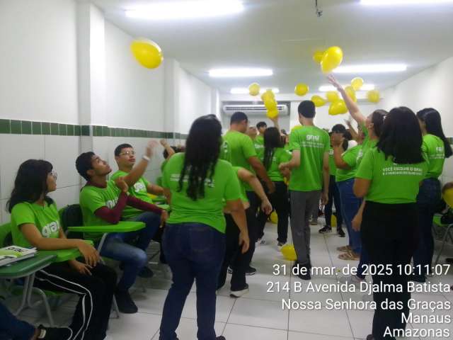 Grau