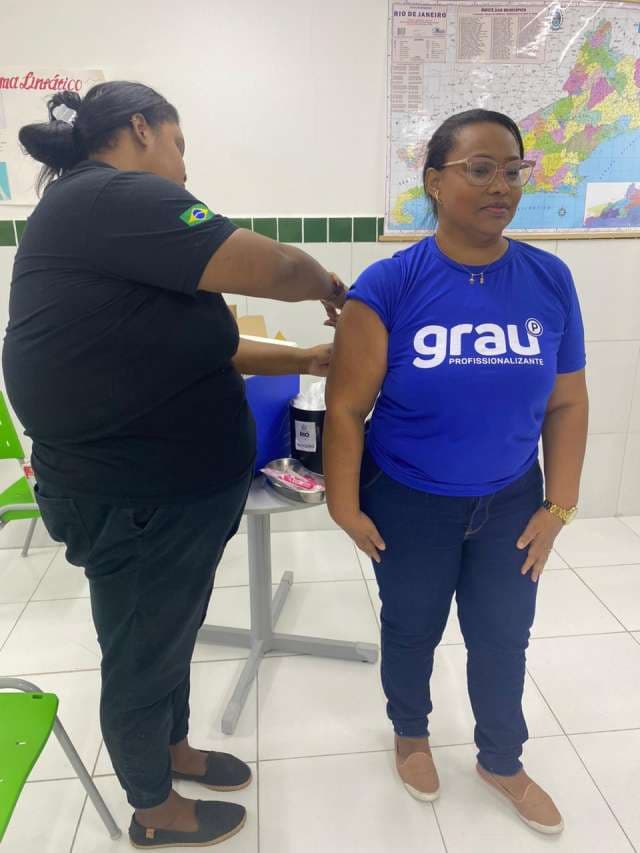Grau