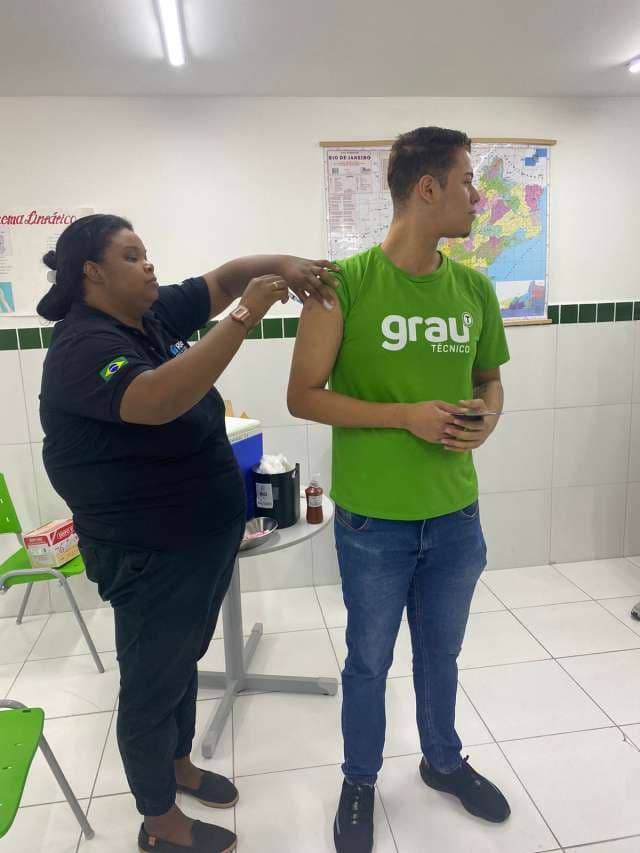 Grau