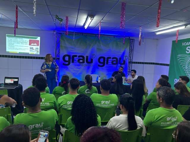 Grau