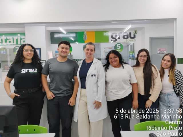 Grau