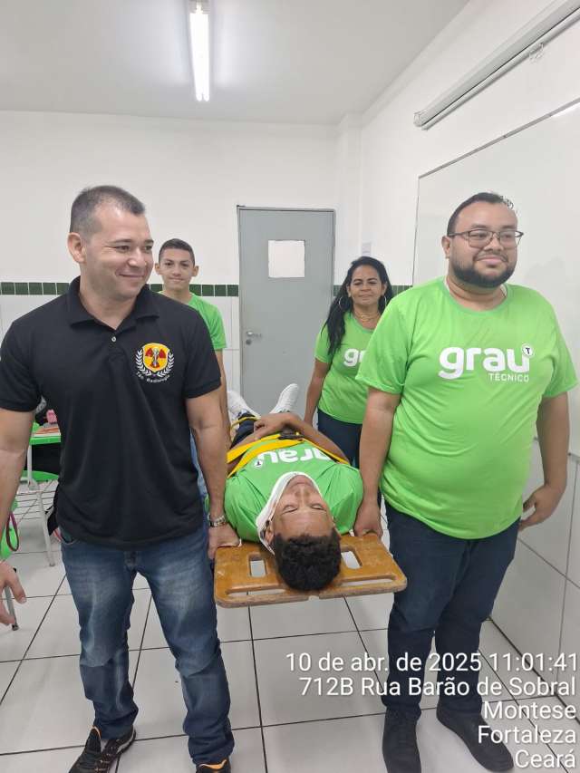 Grau