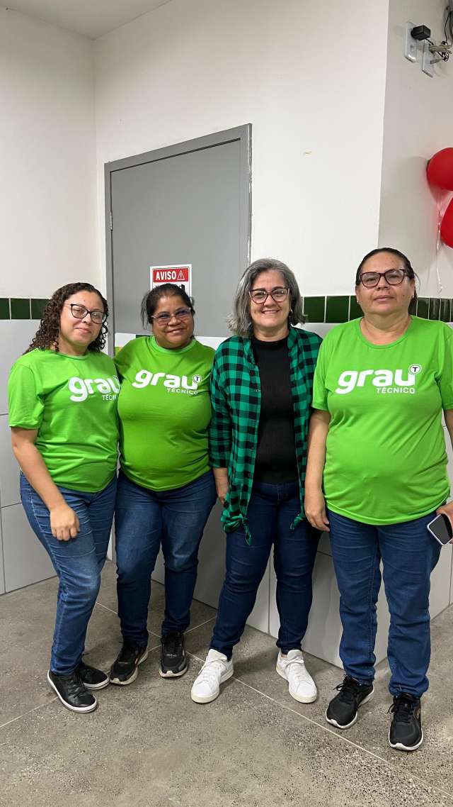 Grau