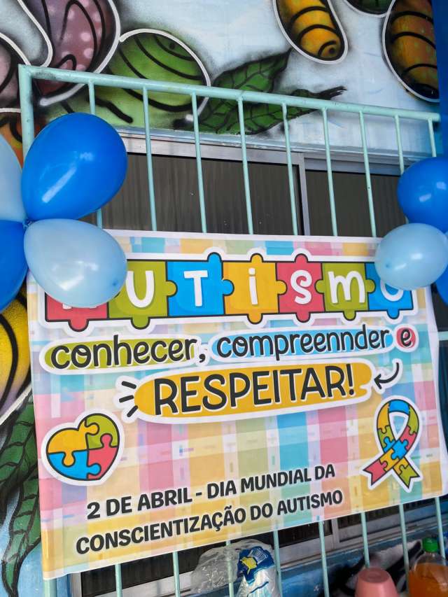 Grau