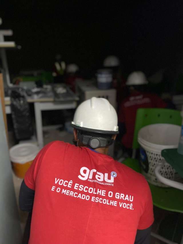 Grau