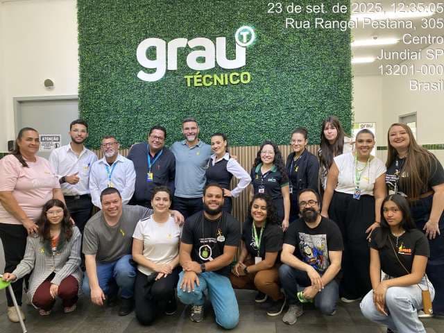 Grau