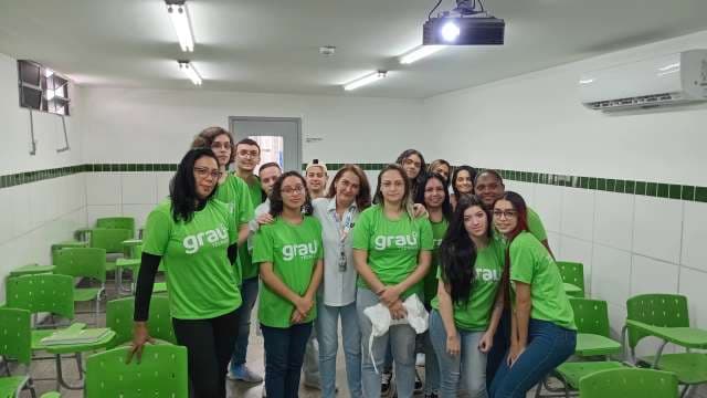 Grau