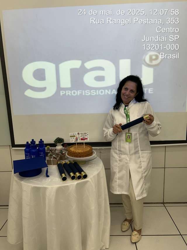 Grau