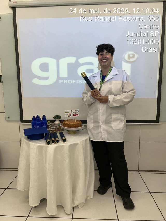 Grau