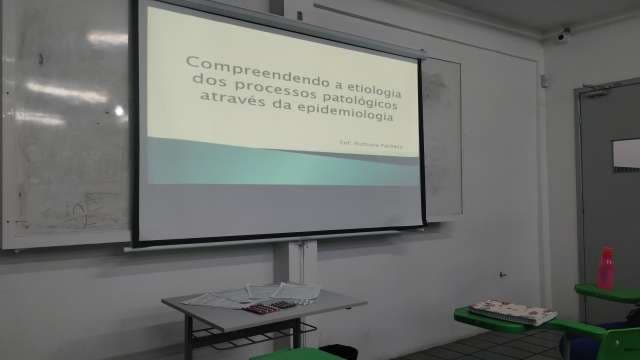 Grau