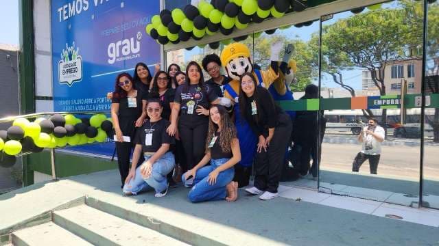 Grau