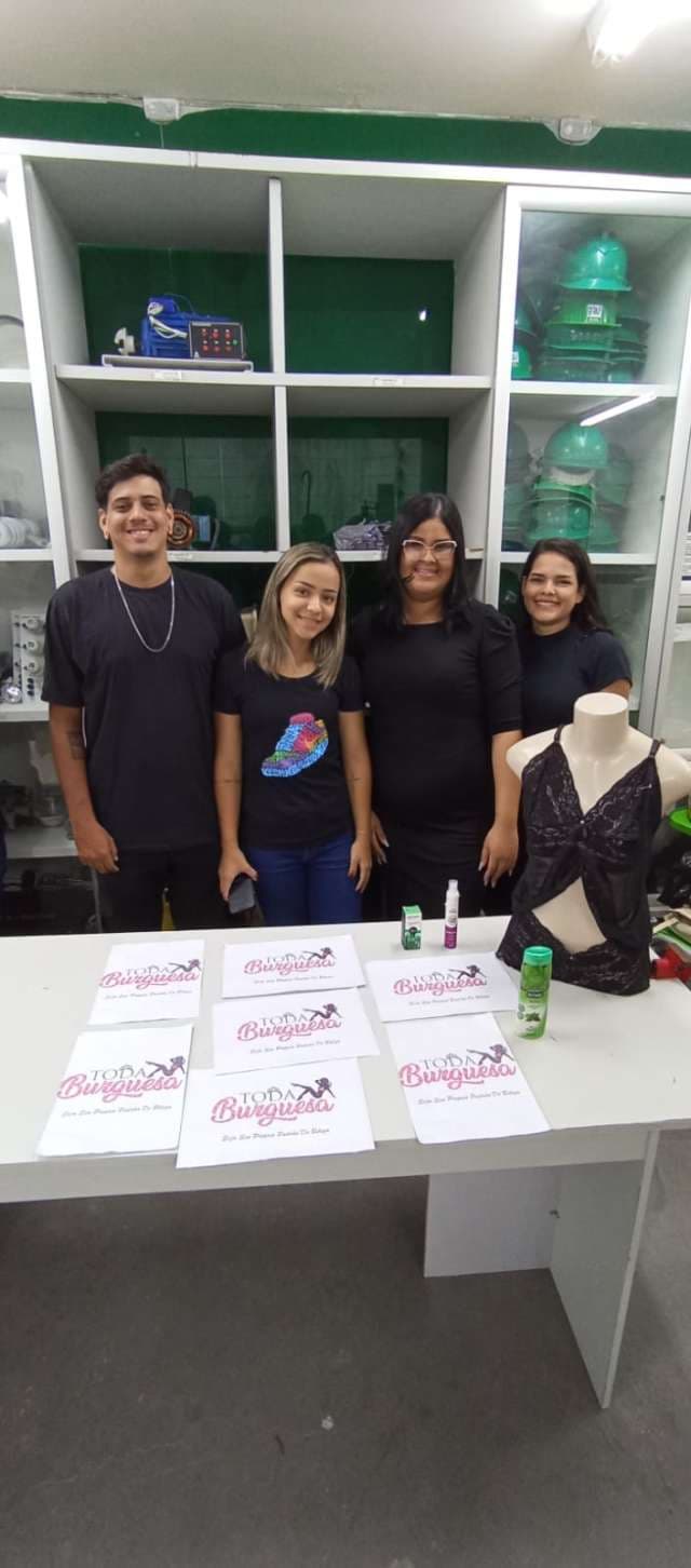 Grau