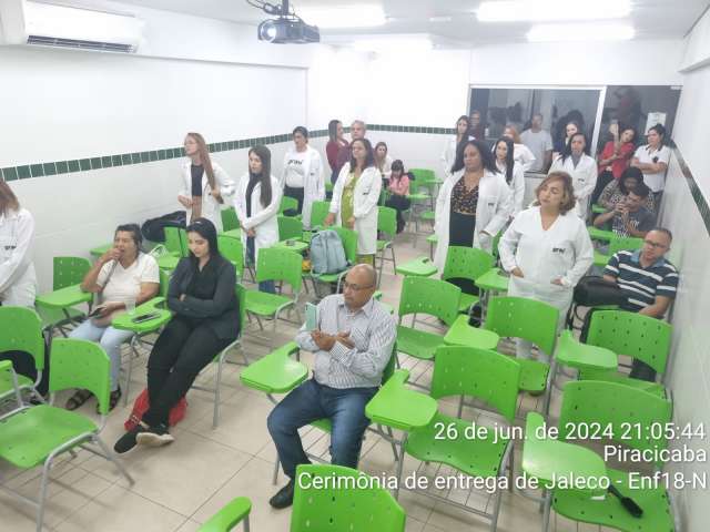 Grau