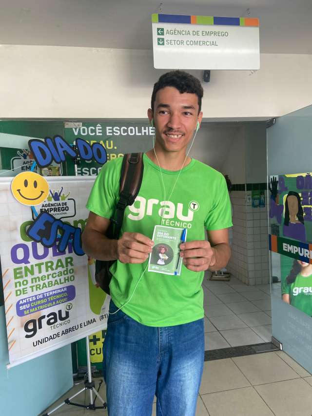 Grau