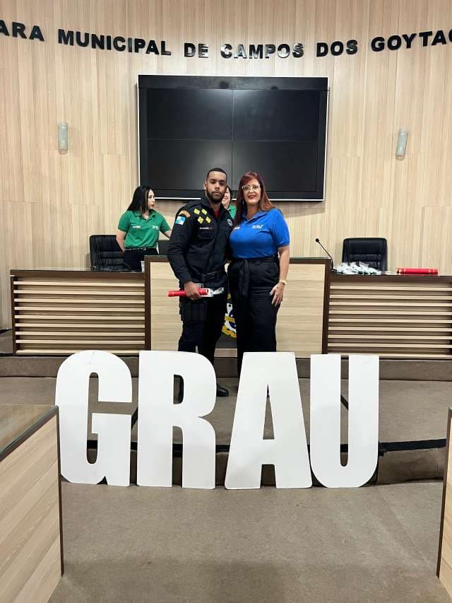 Grau