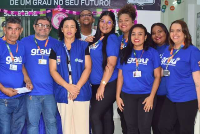 Grau