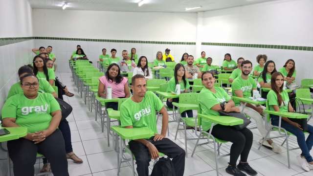 Grau
