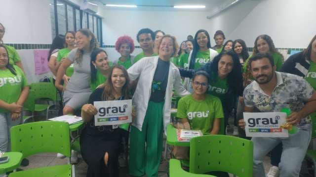 Grau