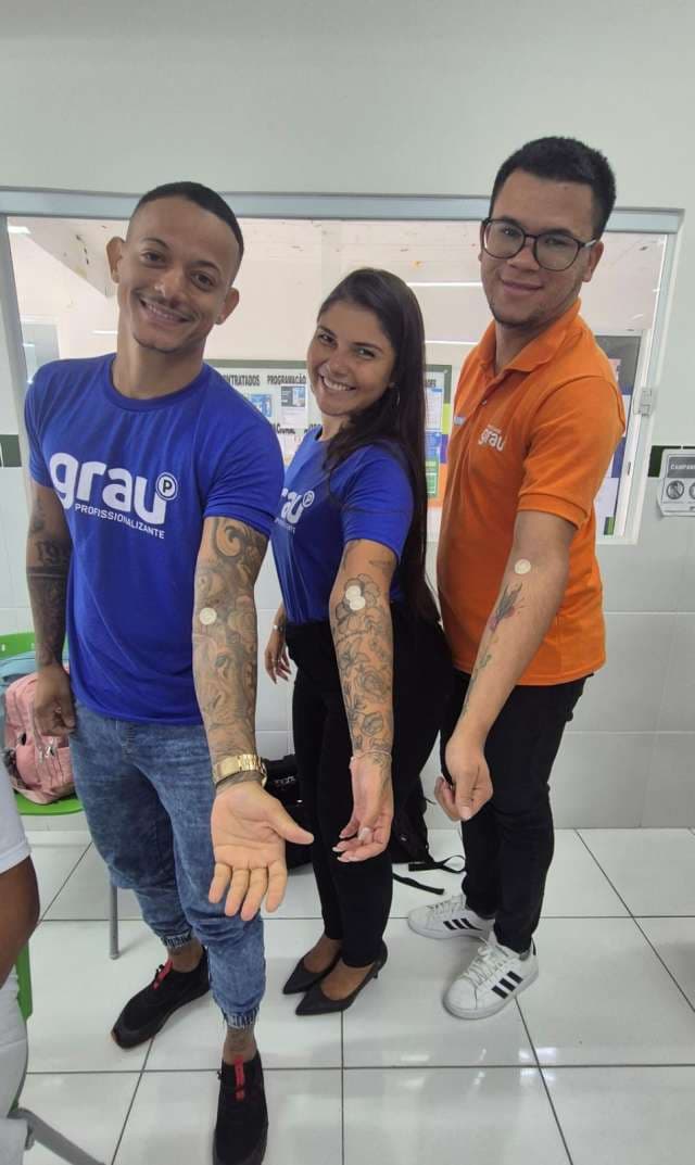 Grau
