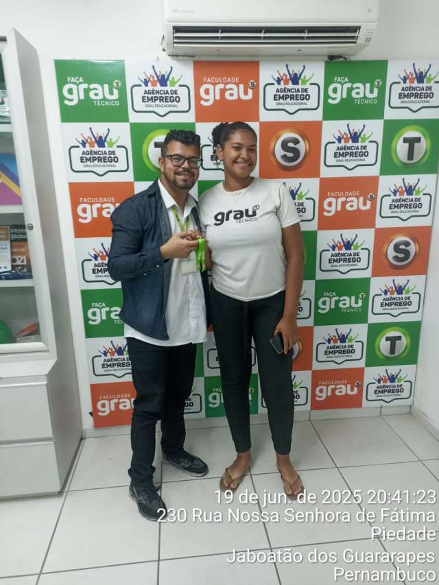 Grau