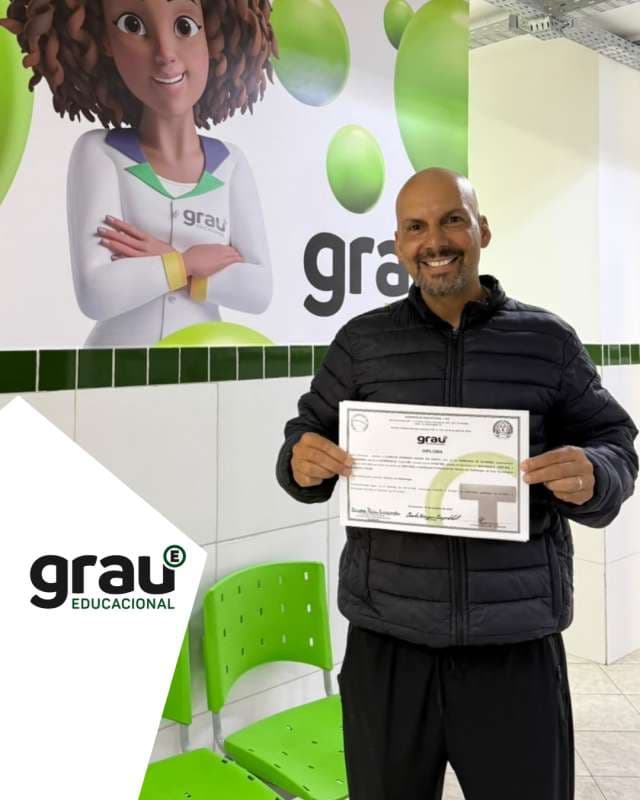 Grau