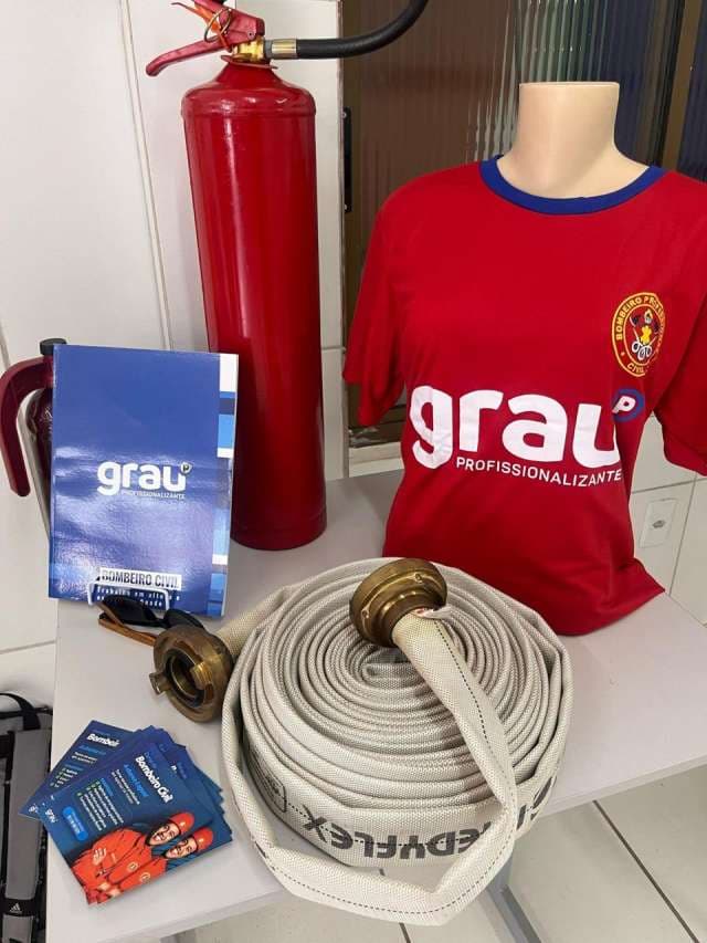 Grau