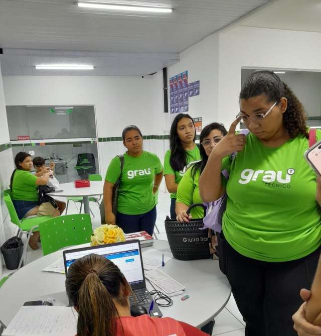 Grau