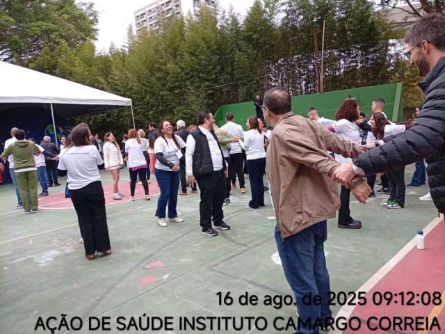 Grau