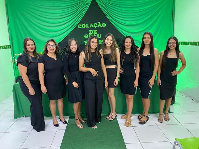 Grau